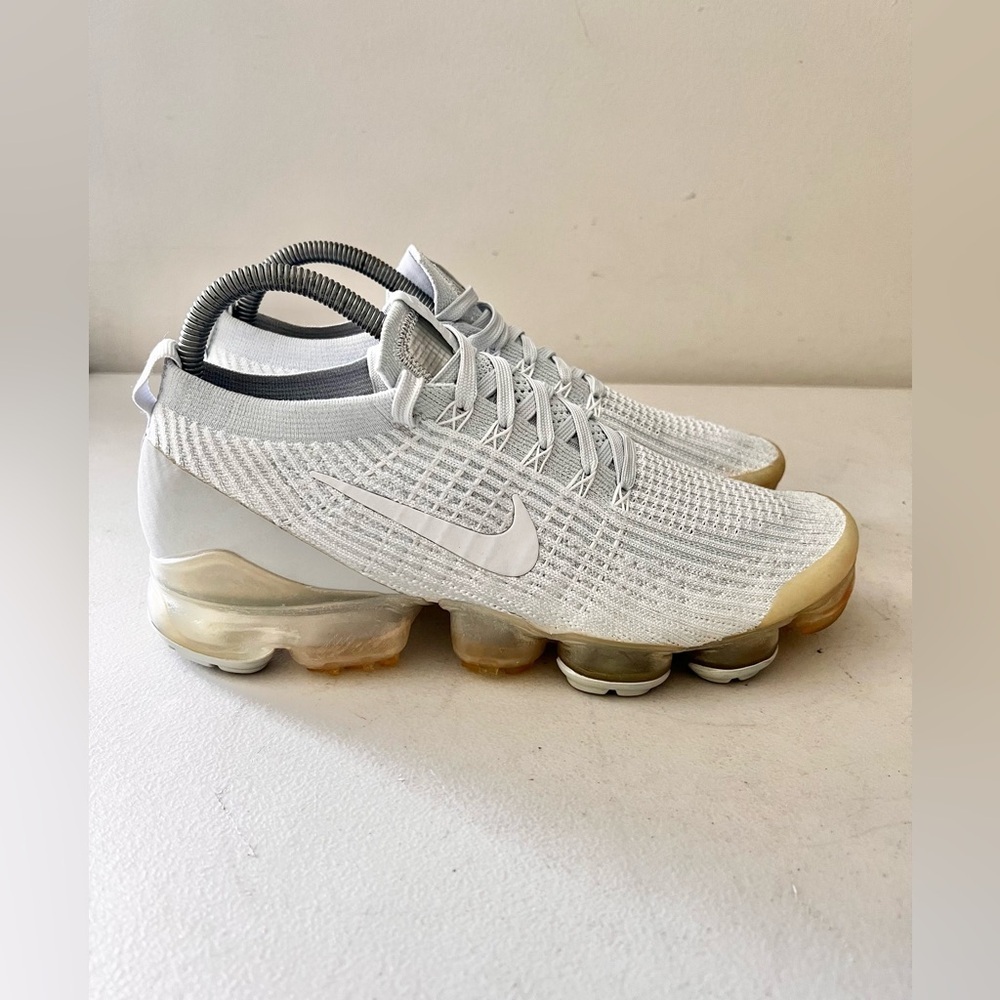 Nike Air Vapor Max Fly knit 3 Women’s Sneakers Size 8 Athletic Shoes - Picture 4 of 7